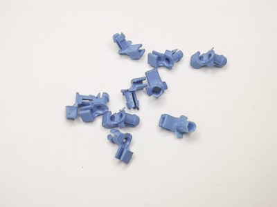 пистон замка перед двери - фото №1