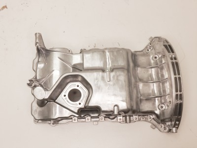 Масляный поддон двигателя Mercedes-Benz A-class 160/180/200 250 2015-2018; B-class... - фото №1