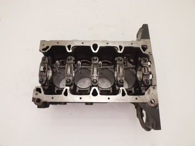 Блок цилиндров пустой F18D4 1.8 Chevrolet Cruze Opel Astra J Б/У - фото №1